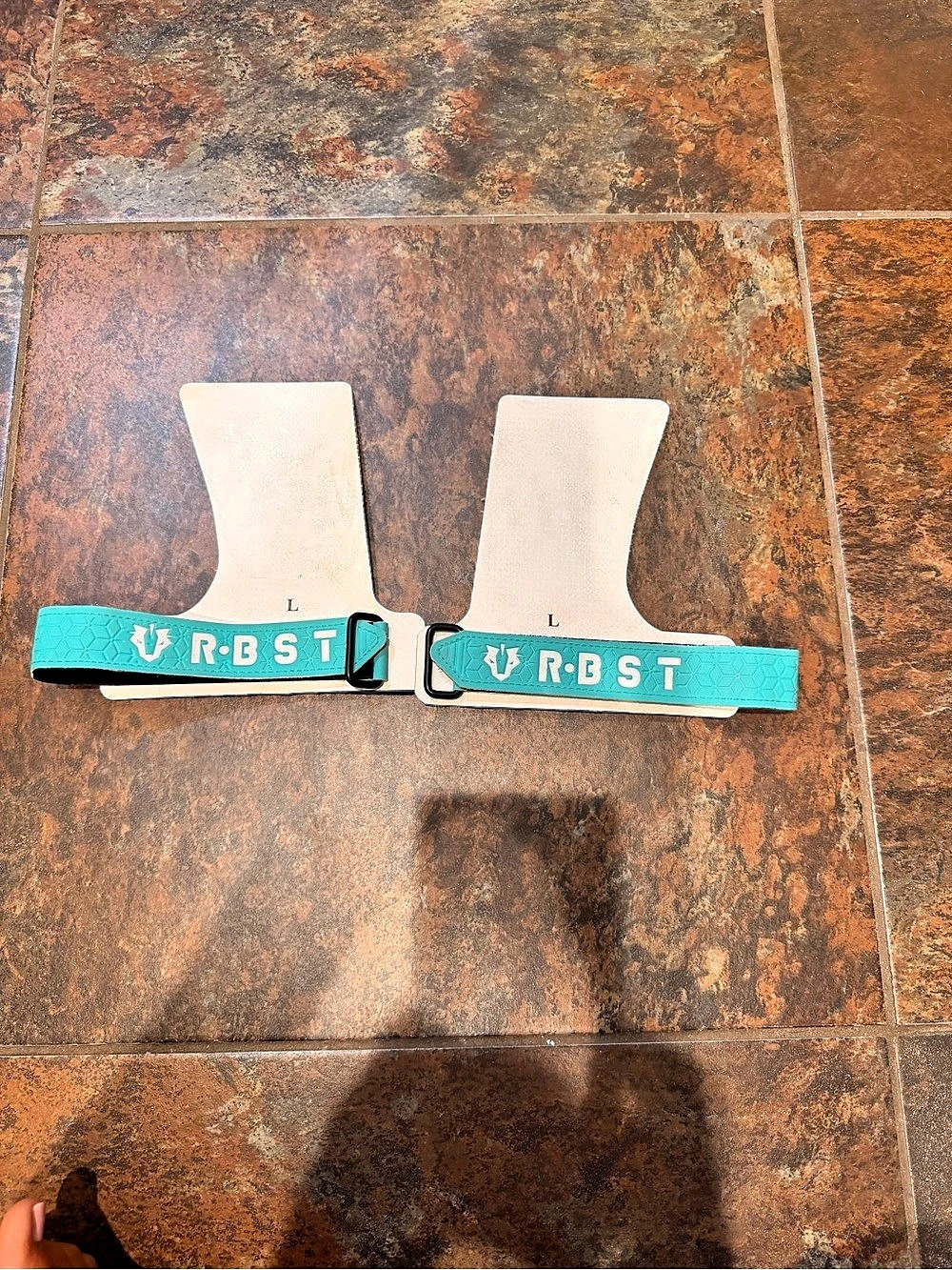 RBST IRON X Pull-Up Grips XL in White & Blue
